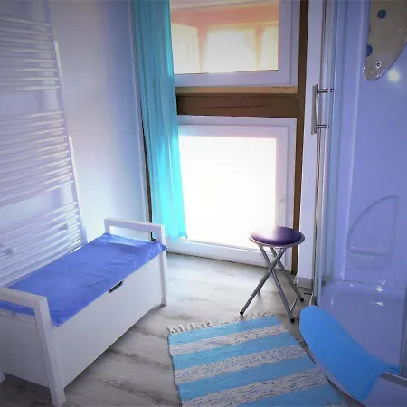 Ferienhaus Familienfreundliches Mit 3 Schlafzimmern *