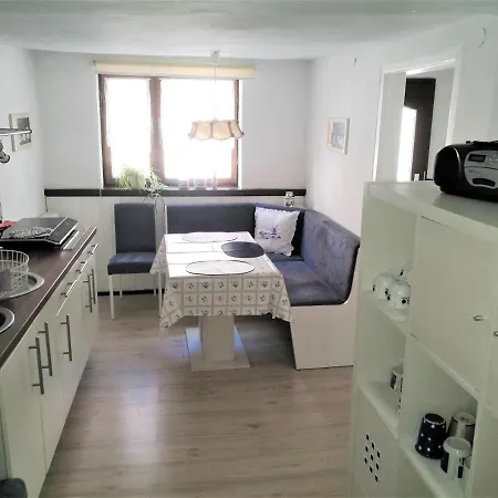 Familienfreundliches Mit 3 Schlafzimmern Ferienhaus